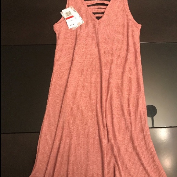 BNWT Vintage Pink Rose Dress 🌸 - Picture 2 of 3